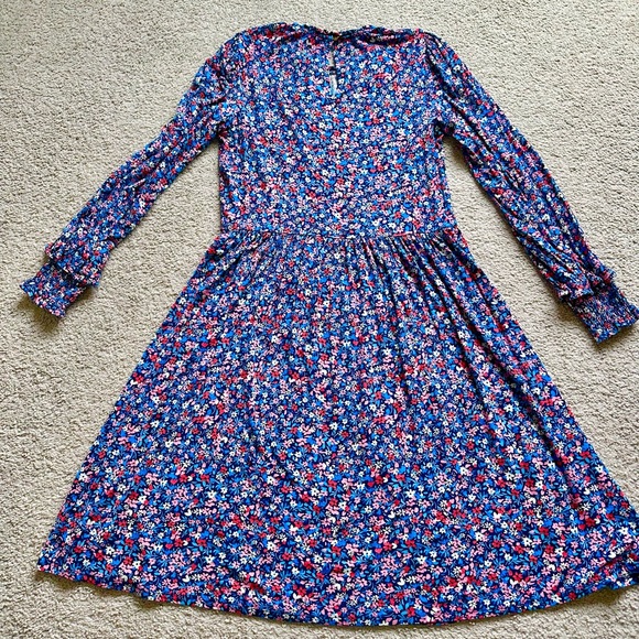 Draper James Kitty Dress in Spring Ditsy Floral Size Medium - Picture 3 of 11